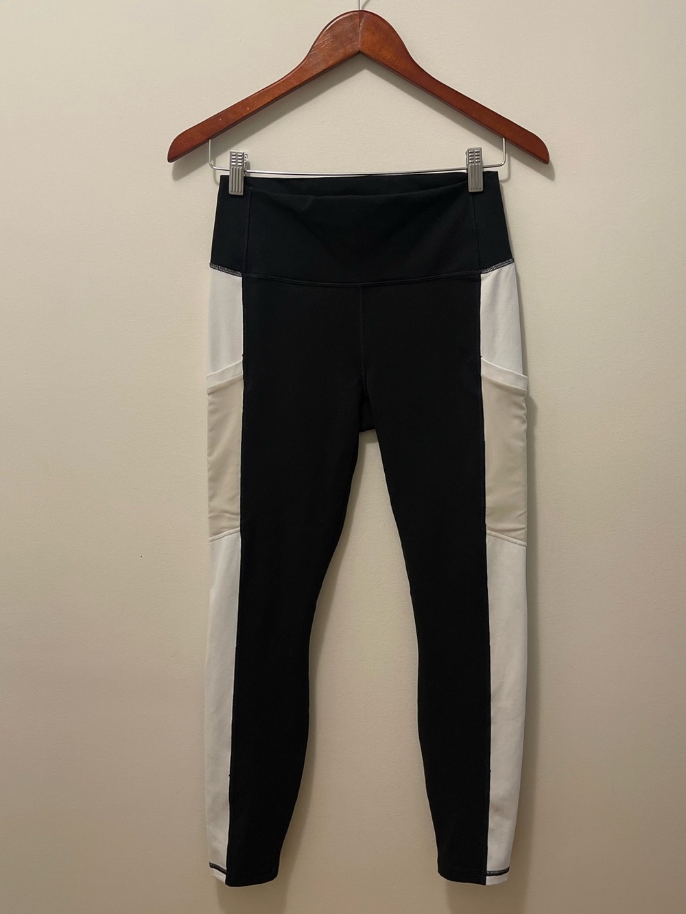 Fabletics Black & White Compression High-Rise Leggings